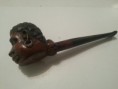 PIPA FUMADOR CARA TALLADA EN MADERA